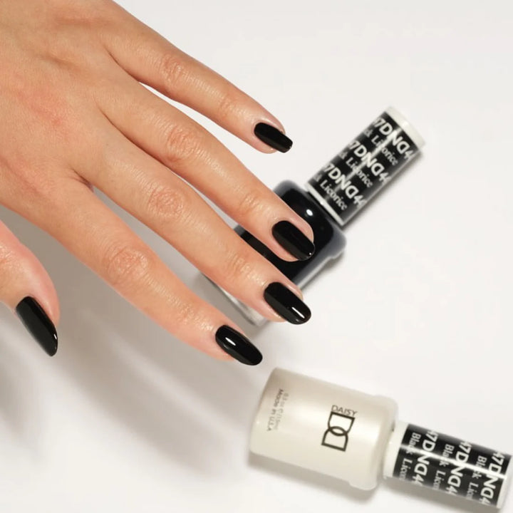 #447 - DND Gel UV/LED Soak Off Gel polish - Black Licorice