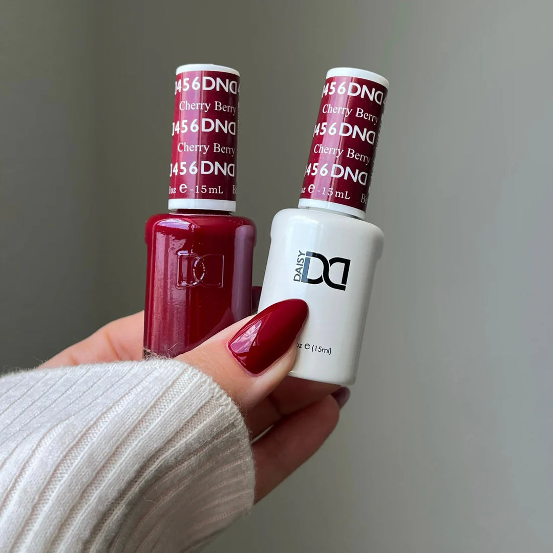 #456 - DND Gel UV/LED Soak Off Gel polish - Cherry Berry