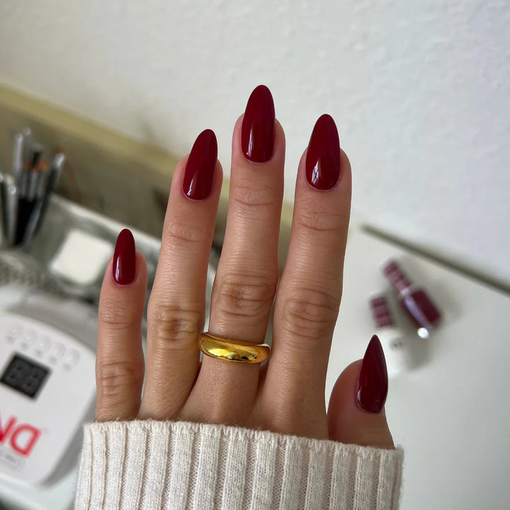 #456 - DND Gel UV/LED Soak Off Gel polish - Cherry Berry