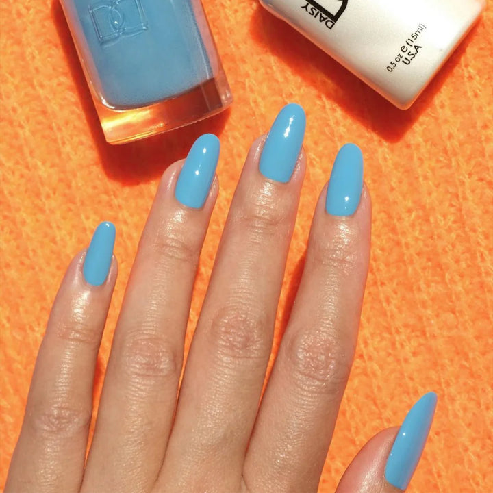 #530 - DND Gel UV/LED Soak Off Gel polish - Blue Lake