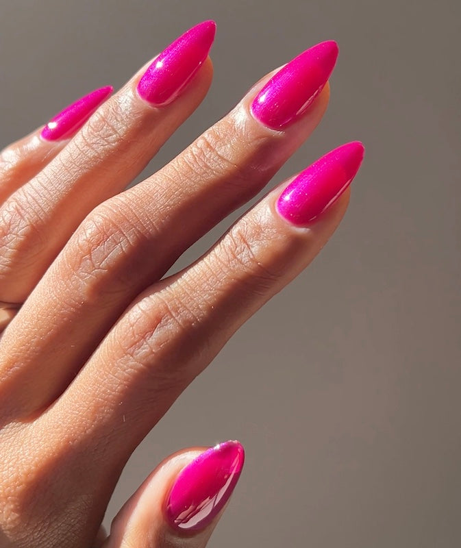 DND Gel #704 Nova Magenta – additional view 3