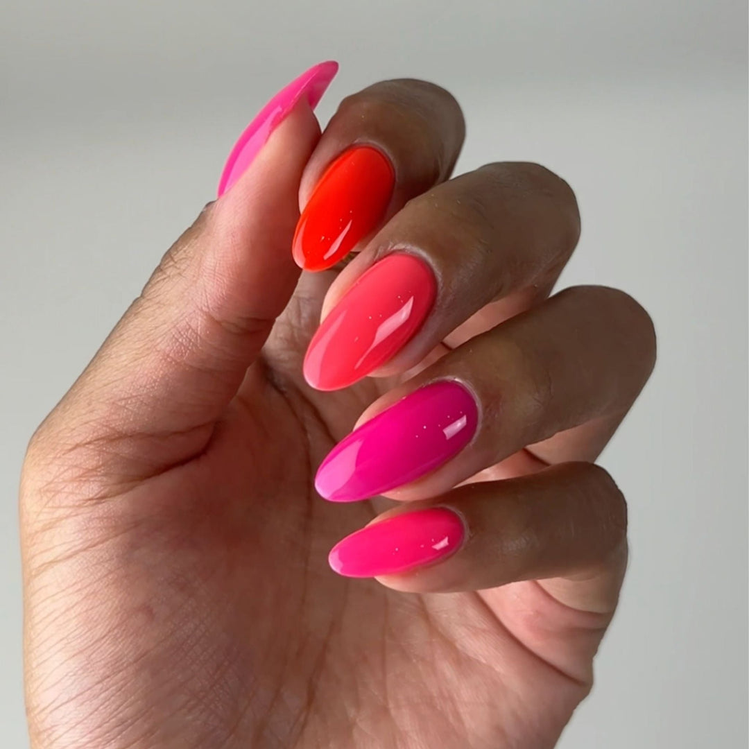 DND DC #280 Echo Pink – nail swatch 3