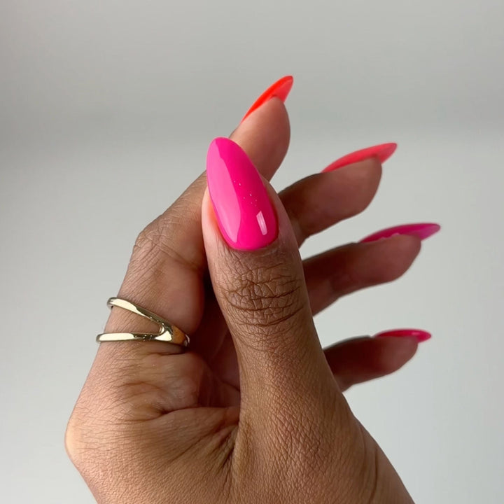 DND DC #4 Pink Lemonade – nail swatch
