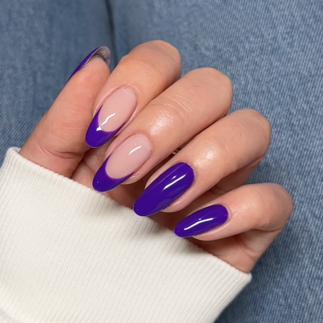 DND DC #19 Ultramarine – nail swatch
