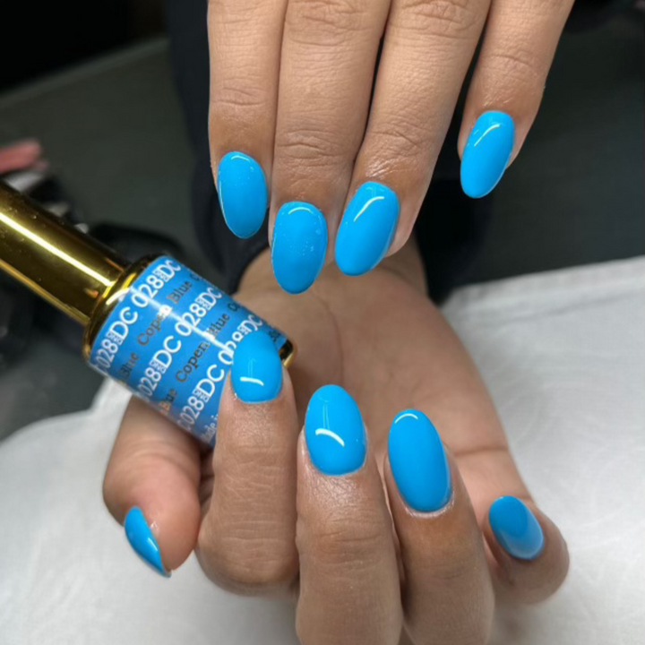 DND DC #28 Copen Blue – nail swatch