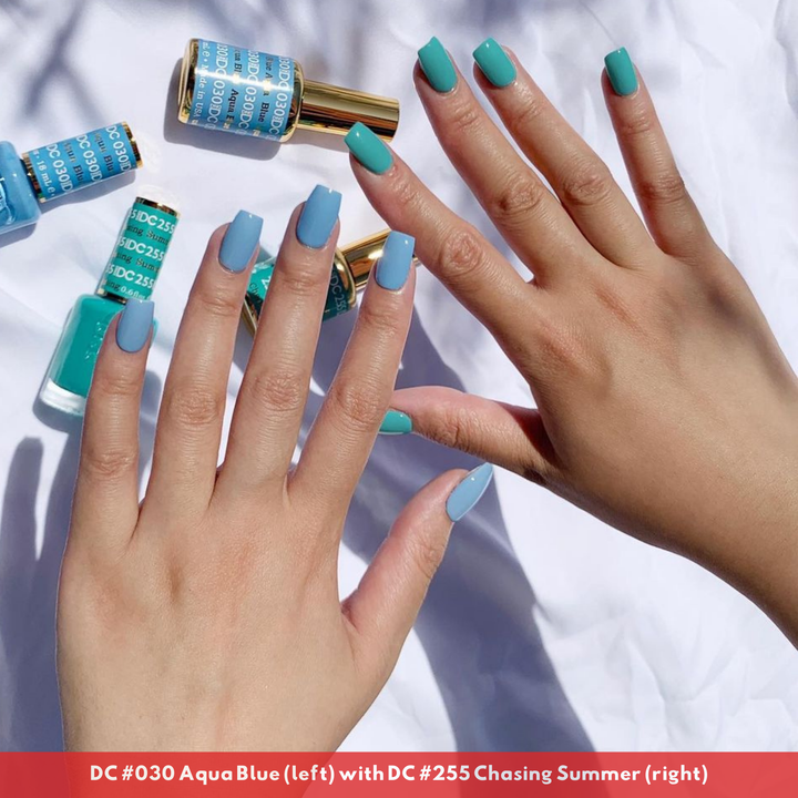 DND DC #255 Chasing Summer – nail swatch 4