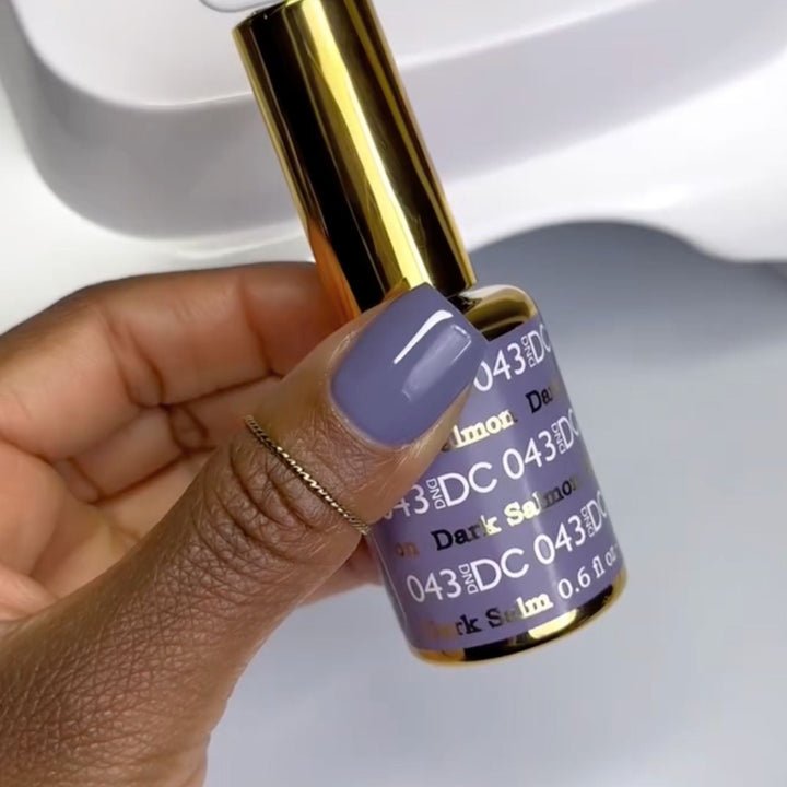 DND DC #43 Dark Salmon – nail swatch