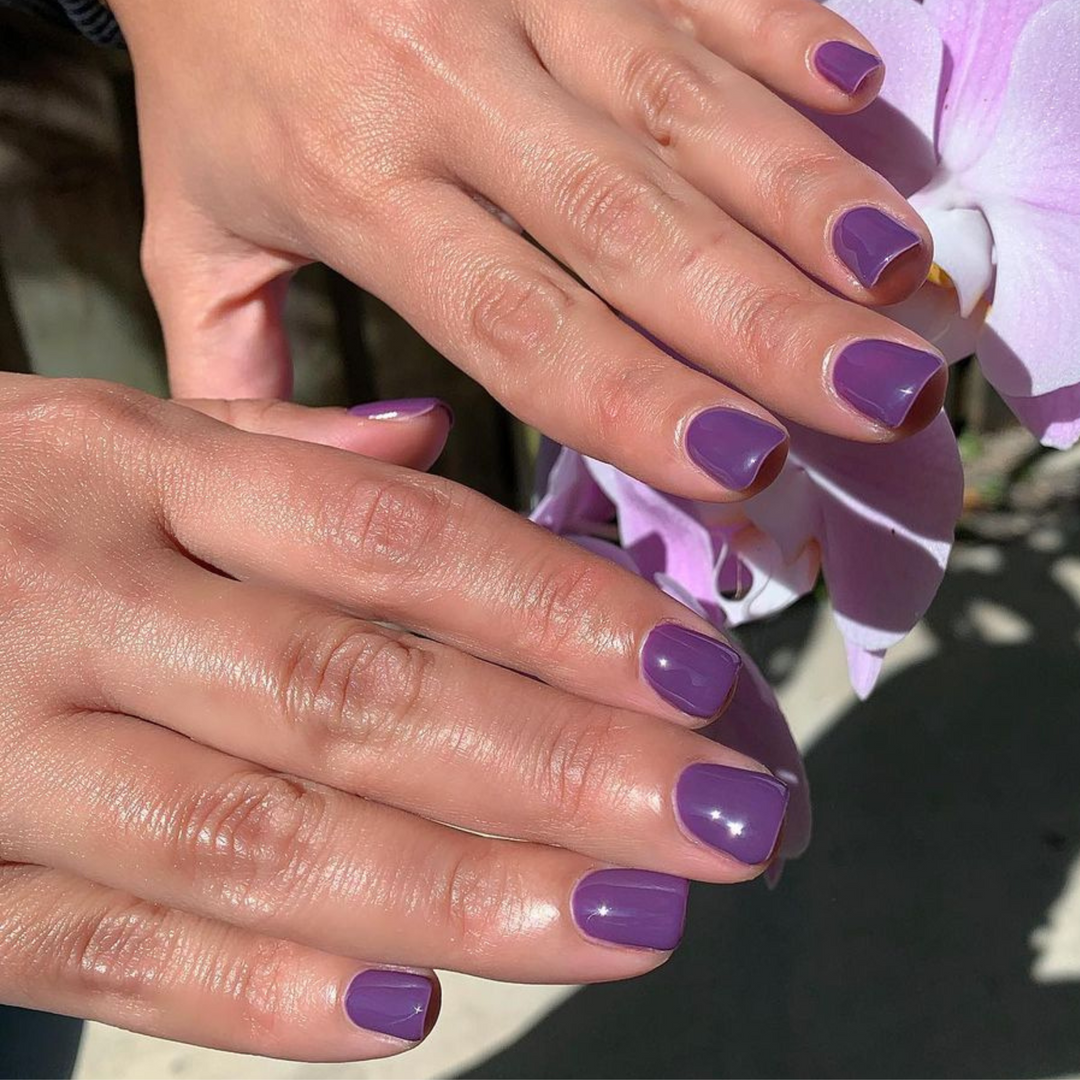 DND DC #48 Electric Purple – nail swatch