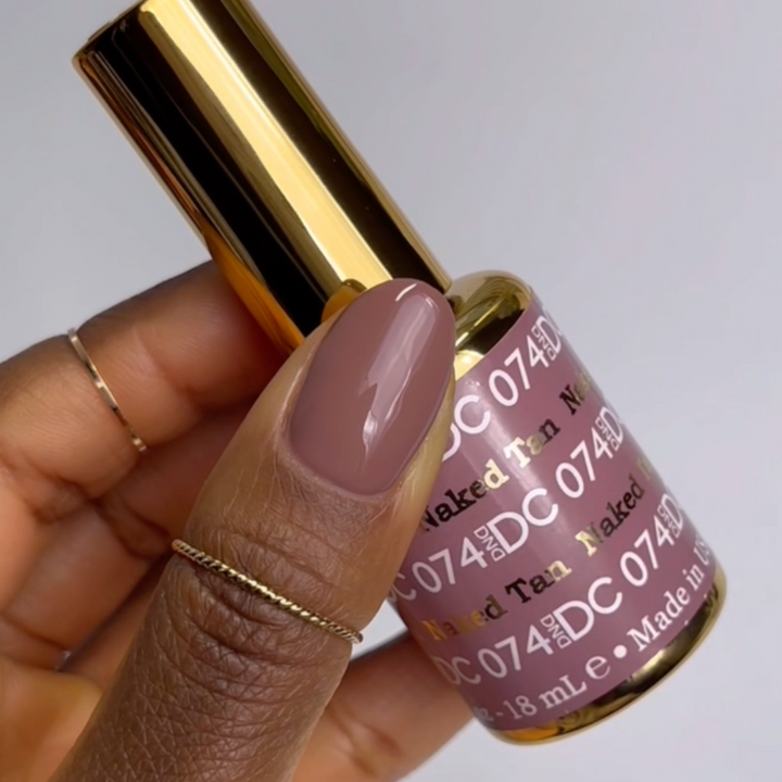 DND DC #74 Naked Tan – nail swatch