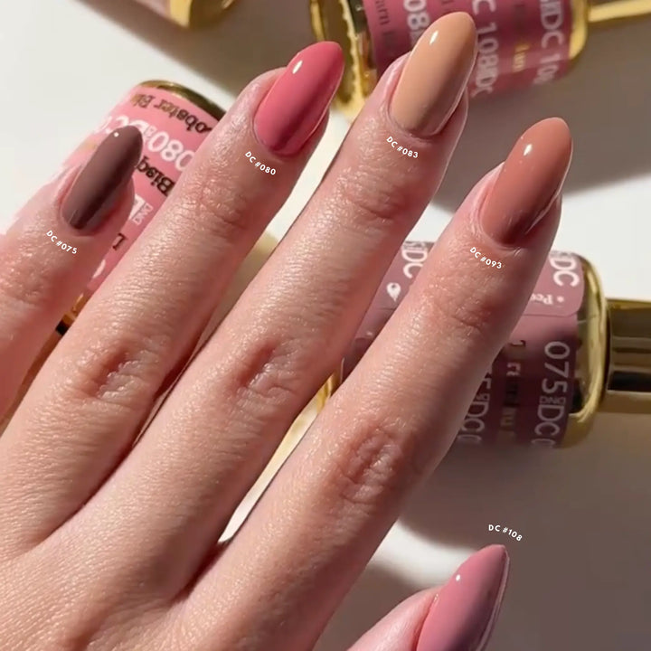 DND DC #93 Light Fawn – nail swatch
