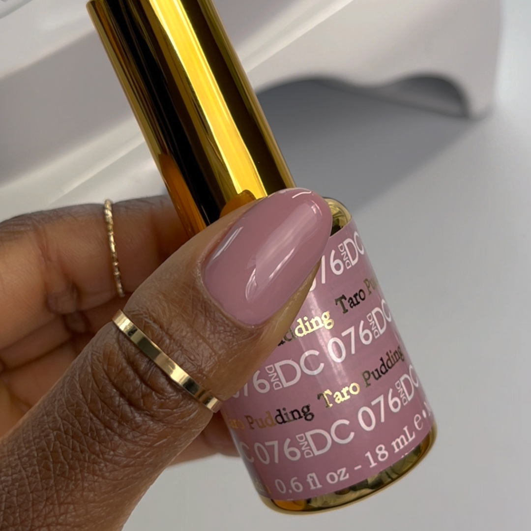 DND DC #76 Taro Pudding – nail swatch
