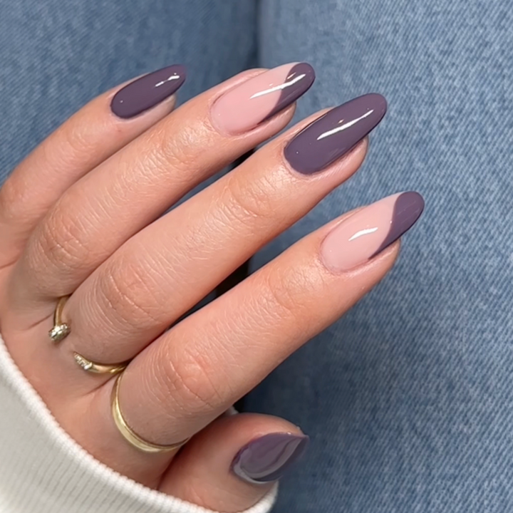 DND DC #101 Blue Plum – nail swatch