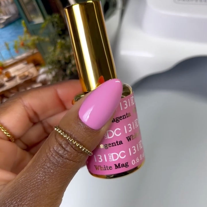 DND DC #131 White Magenta – nail swatch