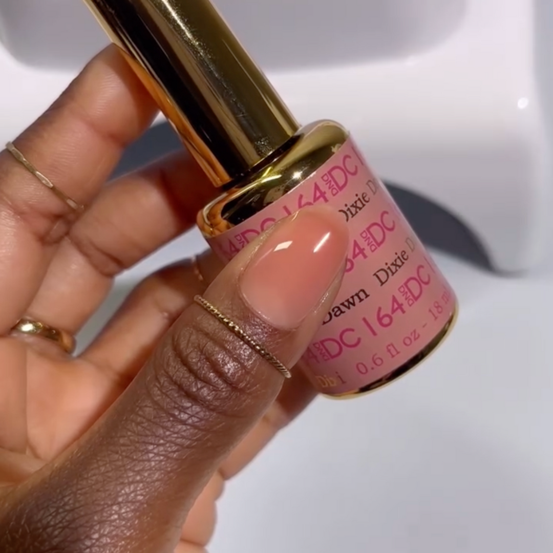 DND DC #164 Dixie Dawn – nail swatch 2