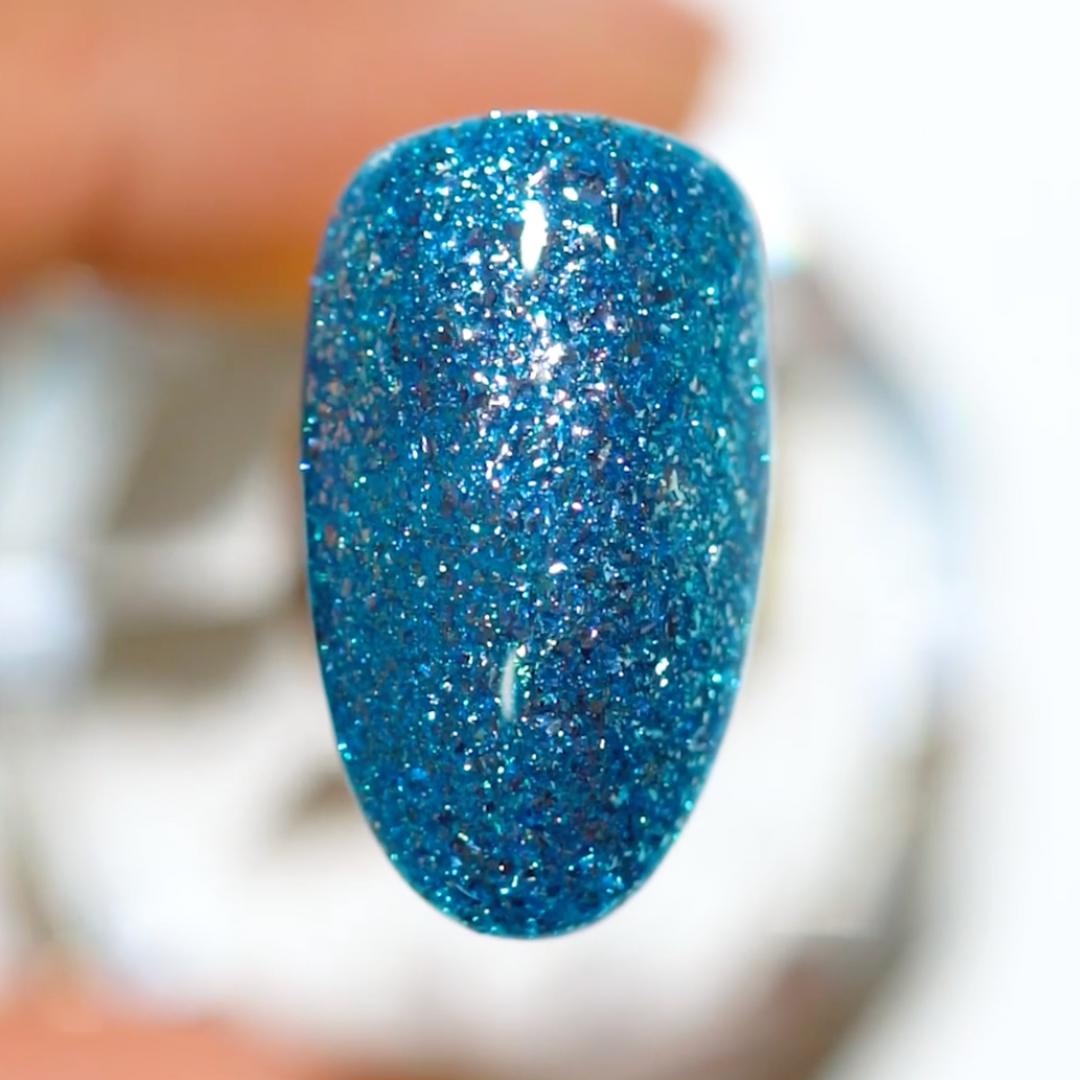 DND DC #202 Jade – nail swatch