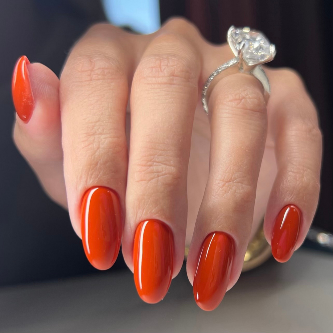 DND DC #318 Cherry Pie – nail swatch 2