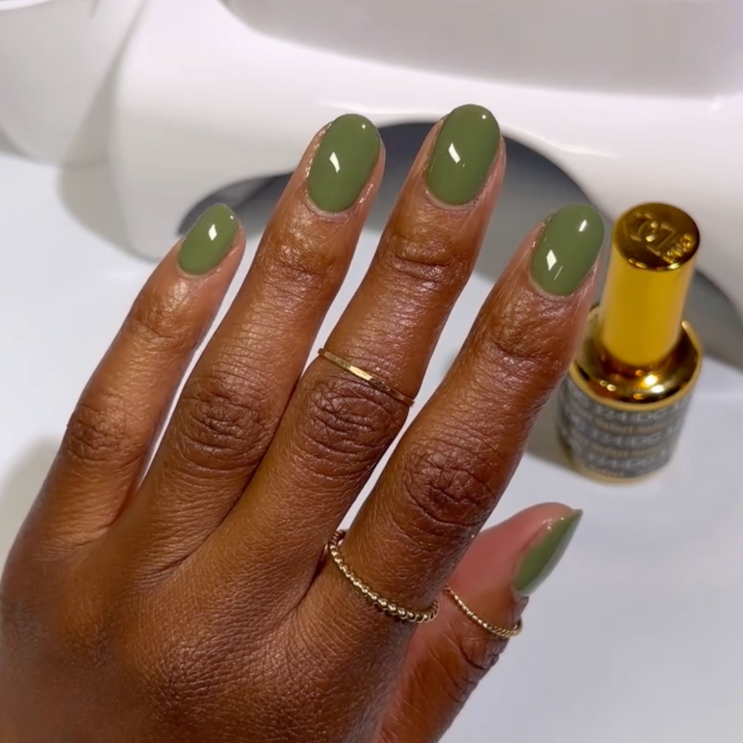 DND DC #324 Safari – nail swatch 2