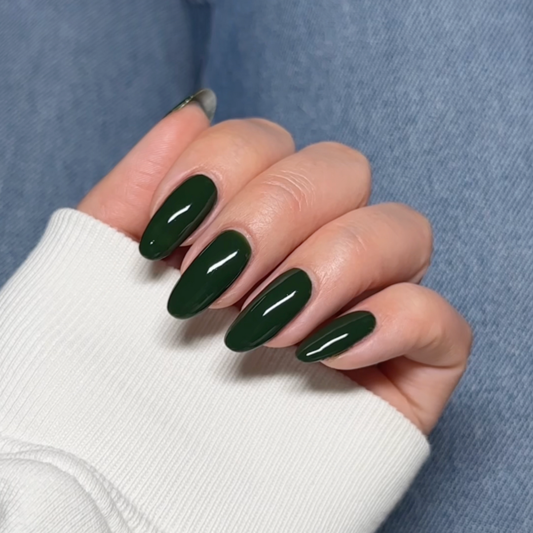 DND DC #326 Nightrider – nail swatch