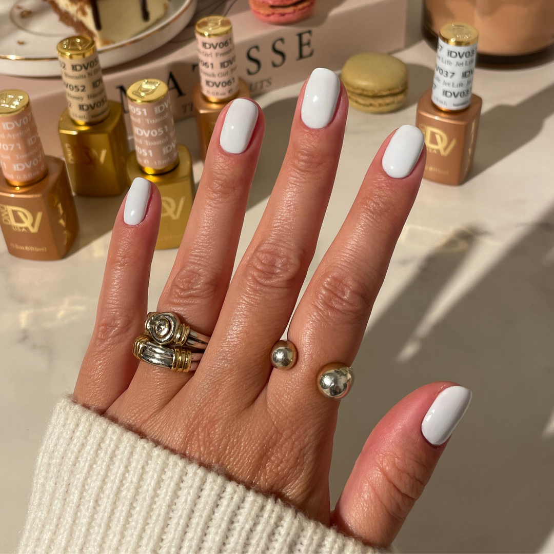 DND Diva #37 Jet Life – nail swatch 2