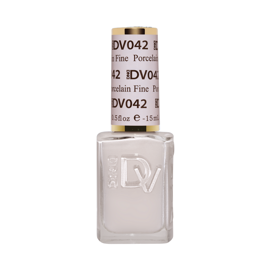 DND Diva #42 Porcelain Fine – lacquer bottle