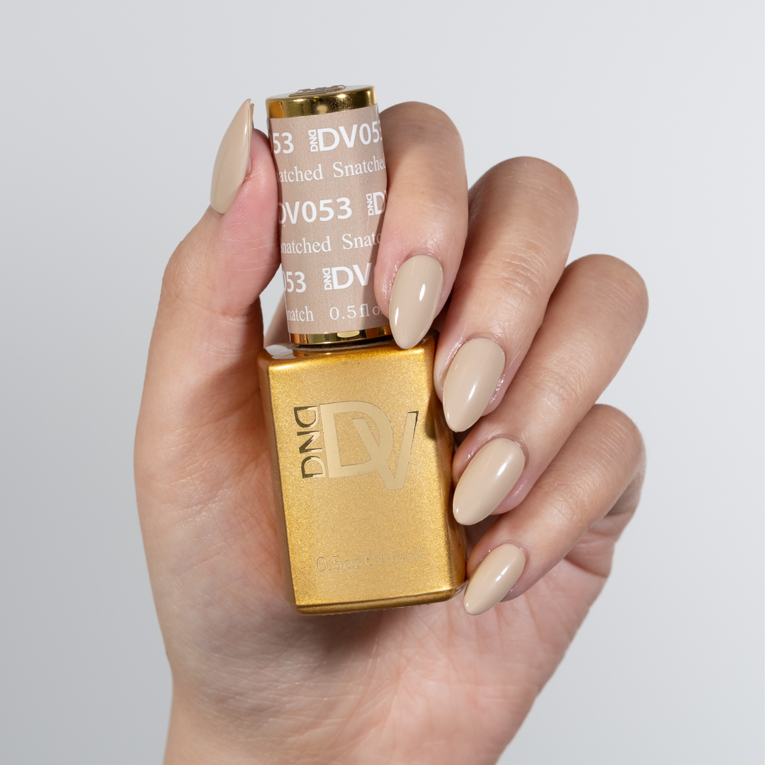 DND Diva #53 Snatched – nail swatch