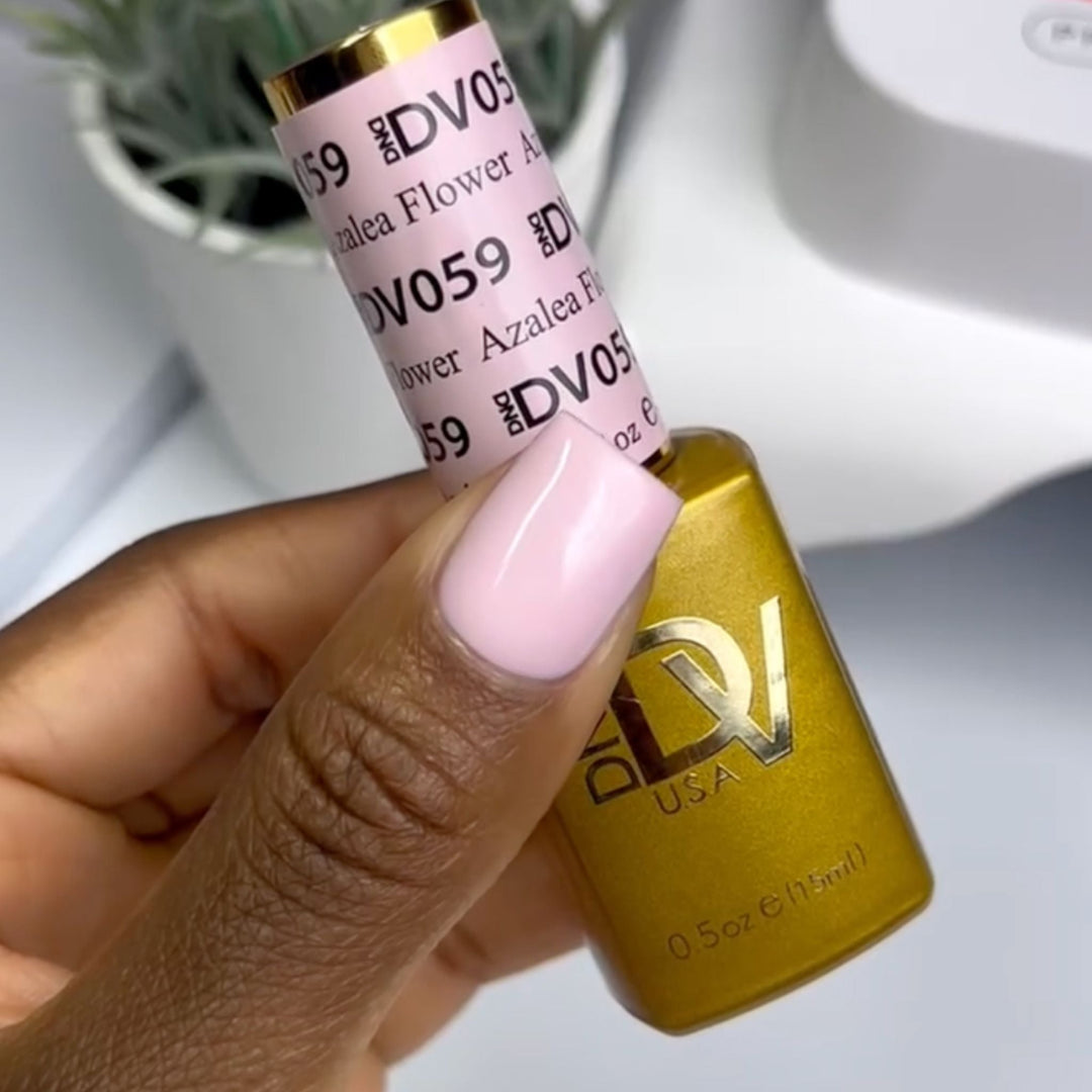 DND Diva #59 Azalea Flower – nail swatch