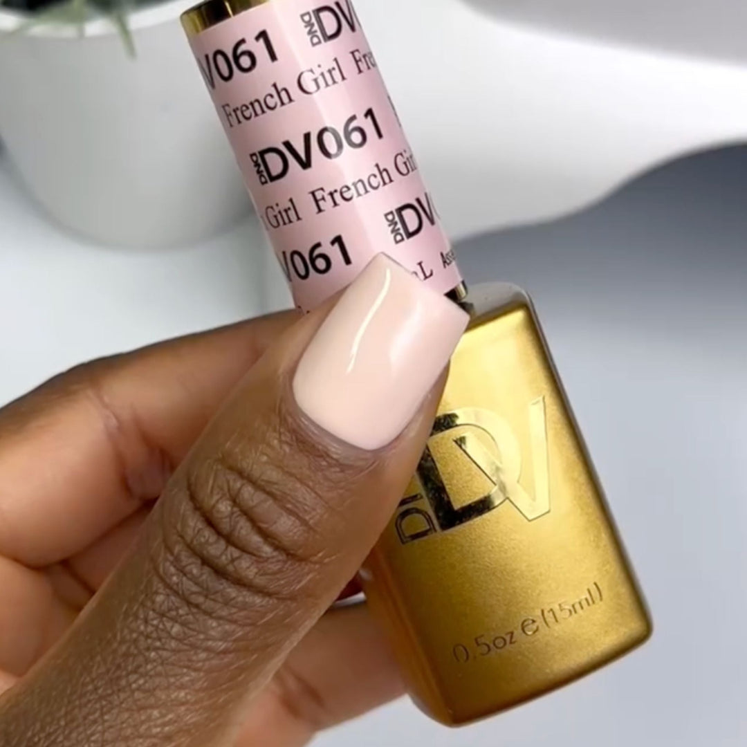 DND Diva #61 French Girl – nail swatch 6