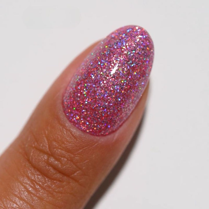 DND Diva #8 Queen Conch – nail swatch 4
