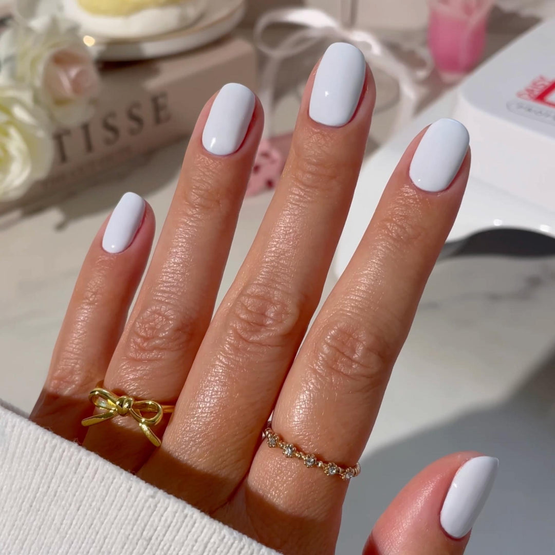 DND Diva #93 Standout – nail swatch