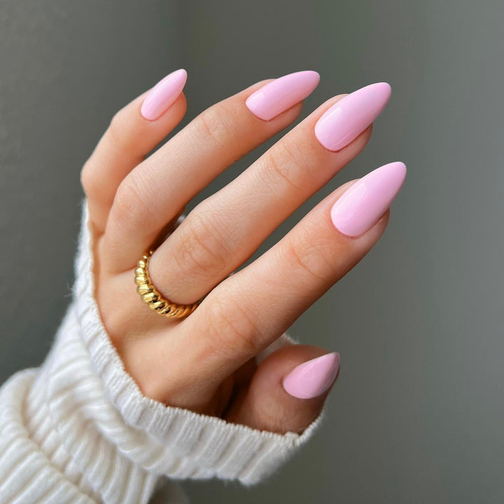DND Diva #97 Fairy Snatched – nail swatch 2