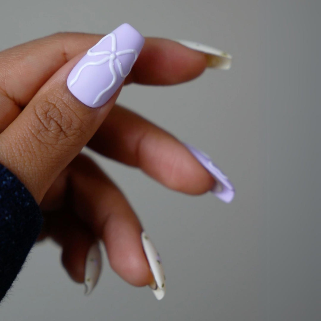 DND Diva #103 Lavender Dainty – nail art 2
