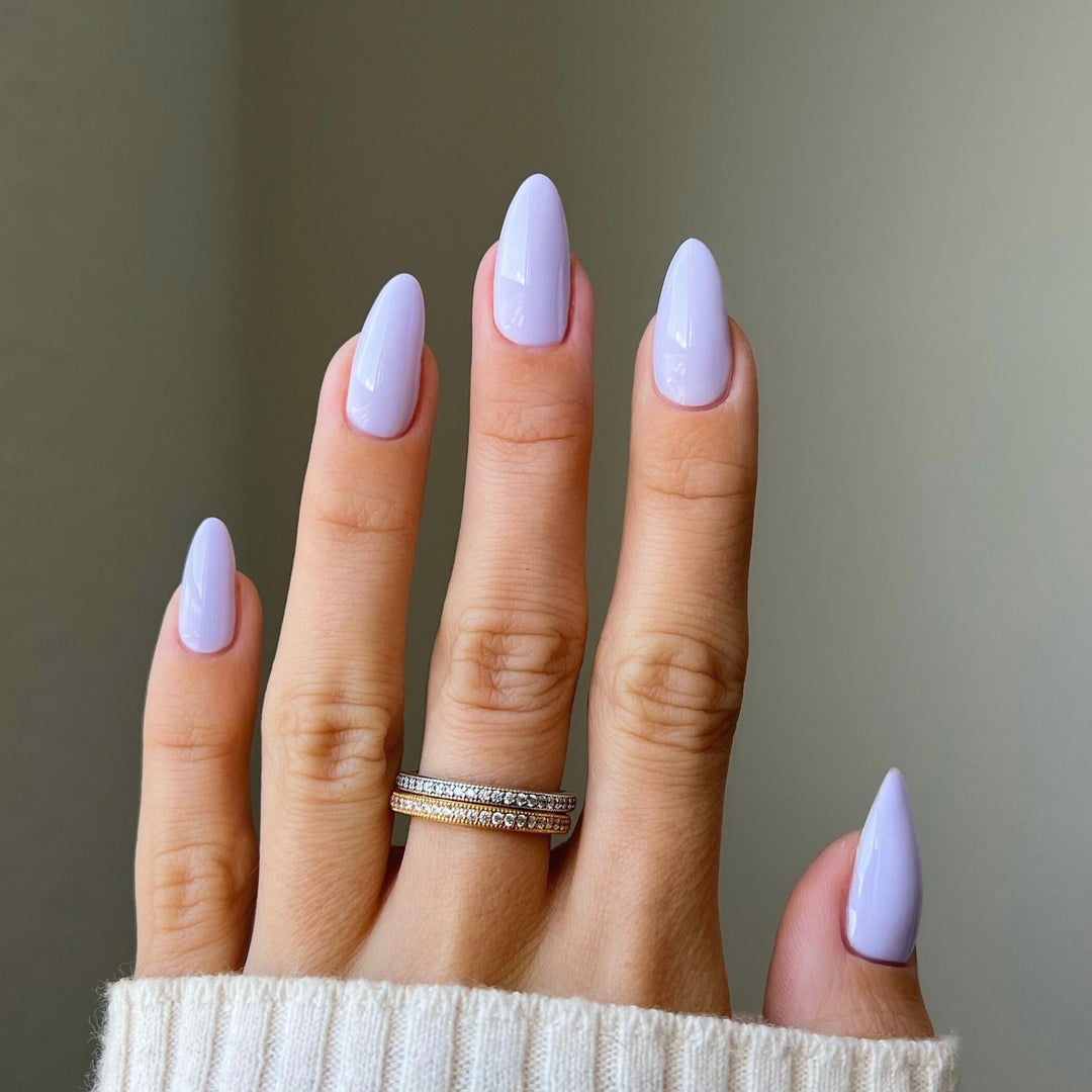 DND Diva #103 Lavender Dainty – nail swatch