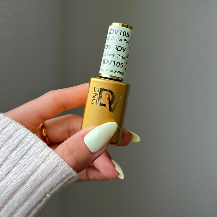 DND Diva #105 Pastel Pear – nail swatch 3
