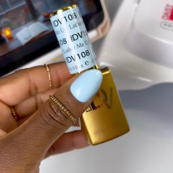 DND Diva #108 Lather Me Up – nail swatch 5