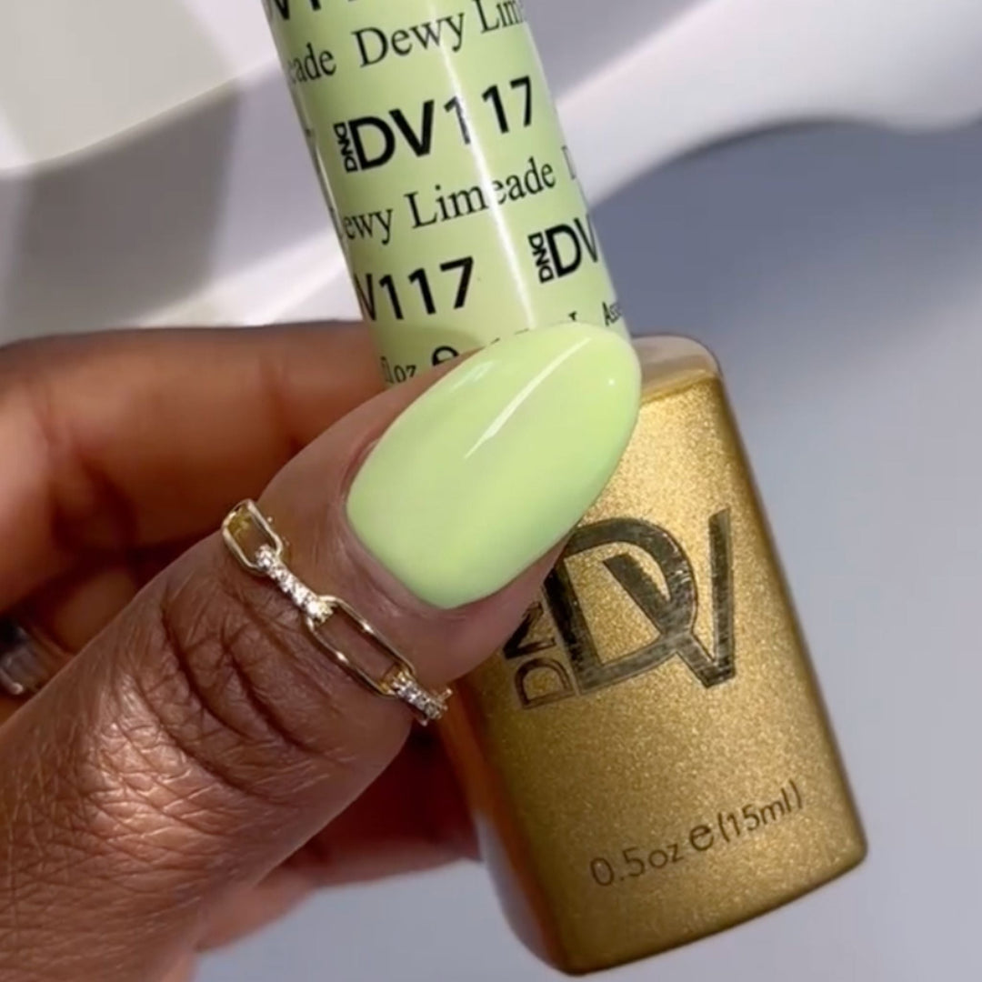 DND Diva #117 Dewy Limeade – nail swatch 5
