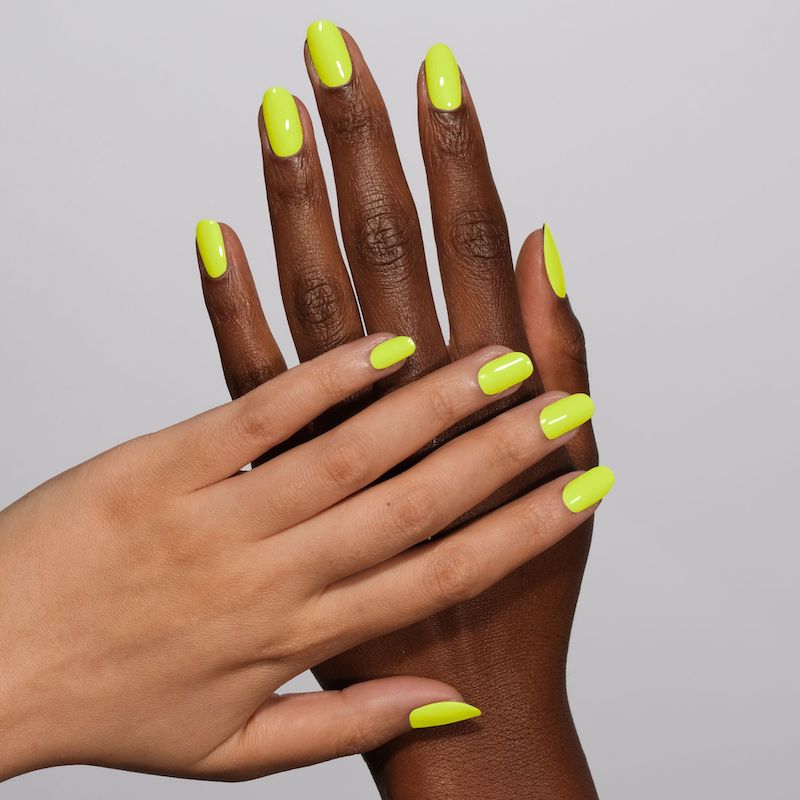 DND Diva #122 Vitamin D – nail swatch