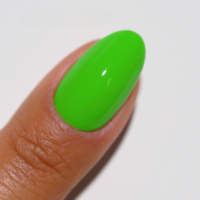 DND Diva #127 Caterpillar Chronicles – nail swatch