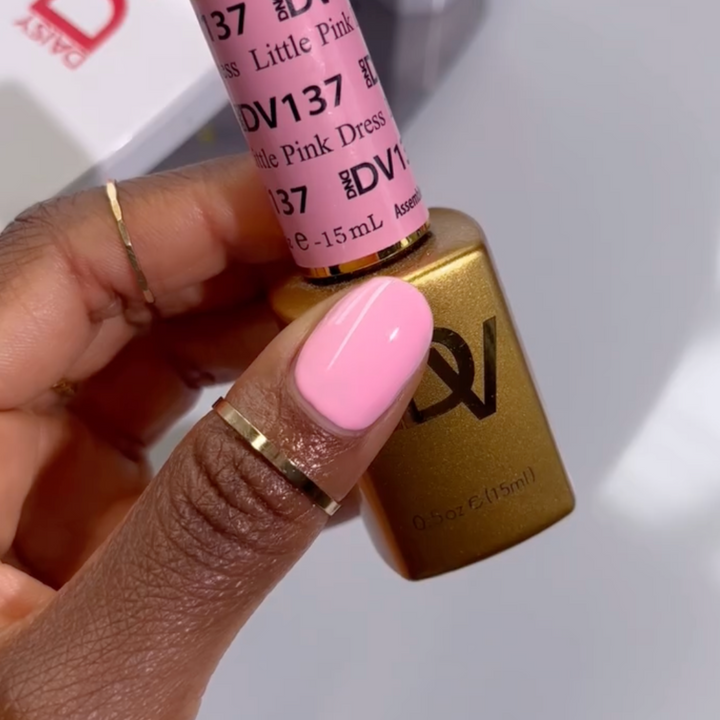 DND Diva #137 Little Pink Dress – nail swatch