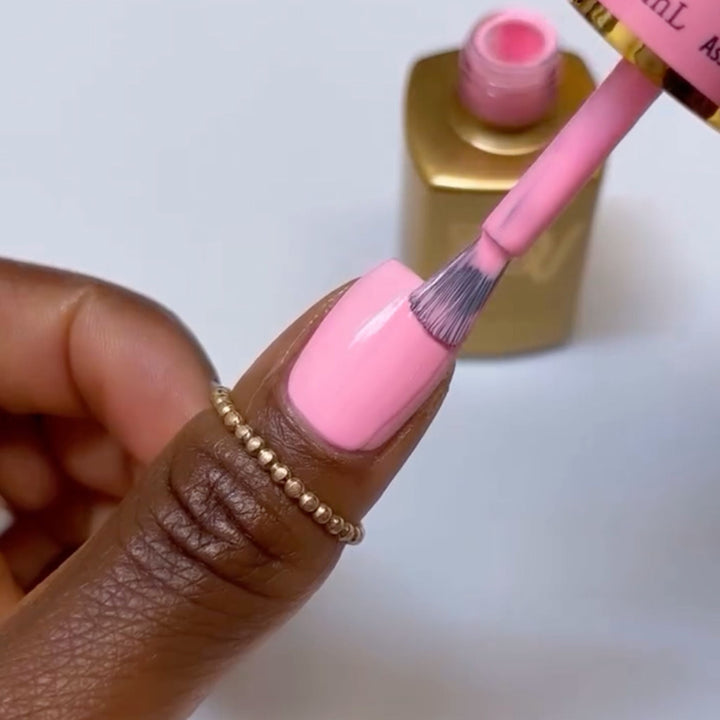 DND Diva #138 Circus Pink – nail swatch