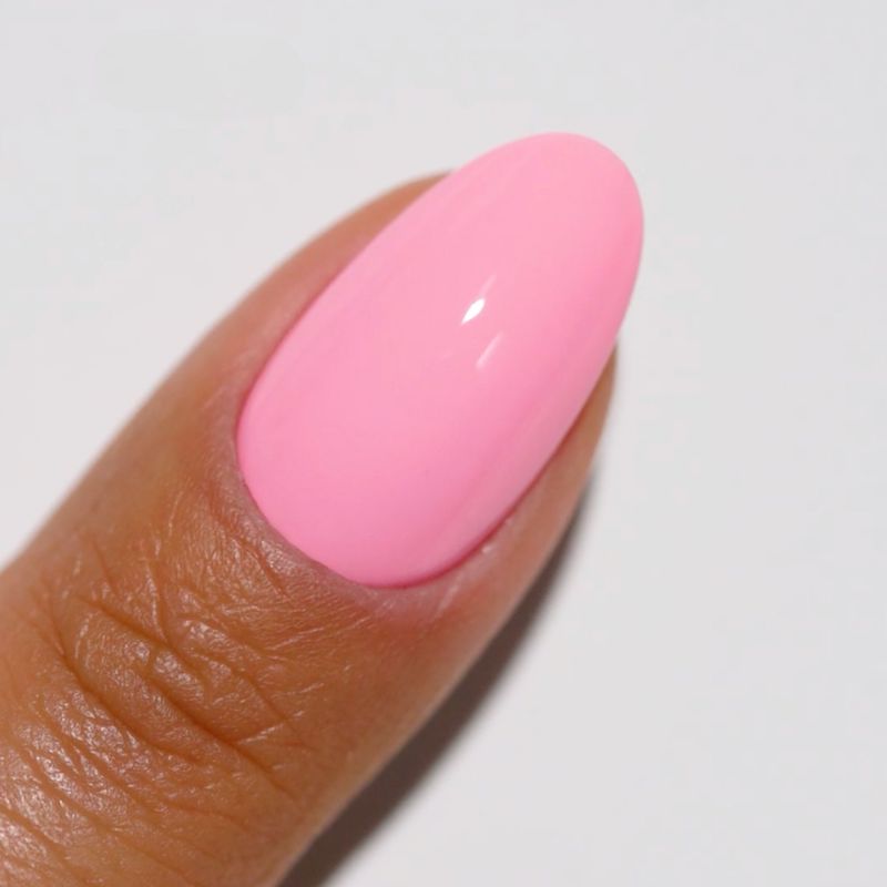 DND Diva #140 Little Piggy – nail swatch 4