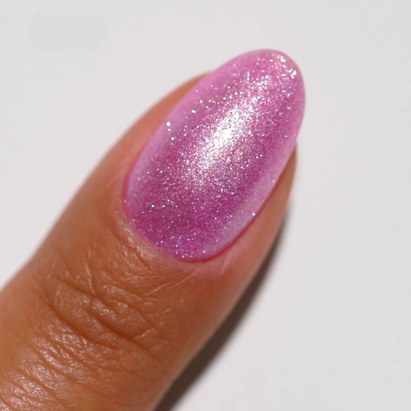 DND Diva #15 Norah – nail swatch