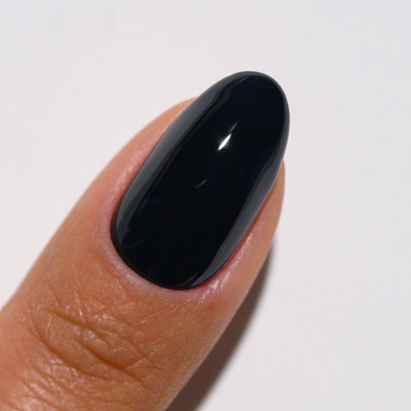 DND Diva #158 Matrix – nail swatch