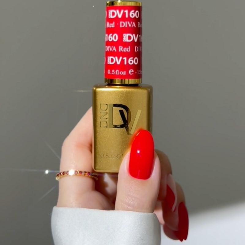 DND Diva #160 Red – nail swatch 8