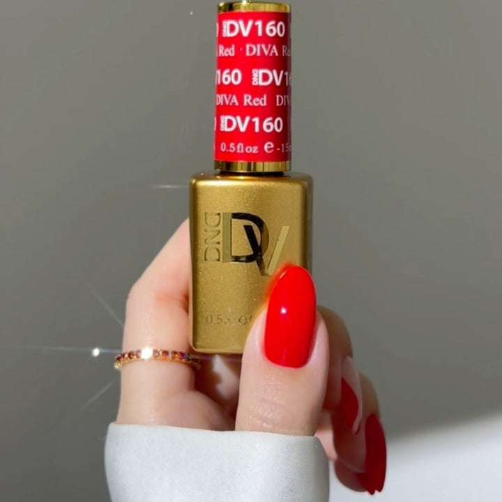 DND Diva #160 Red – nail swatch 8