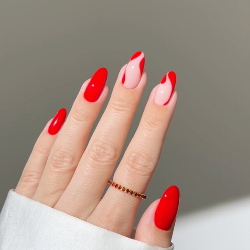 DND Diva #160 Red – nail swatch 6
