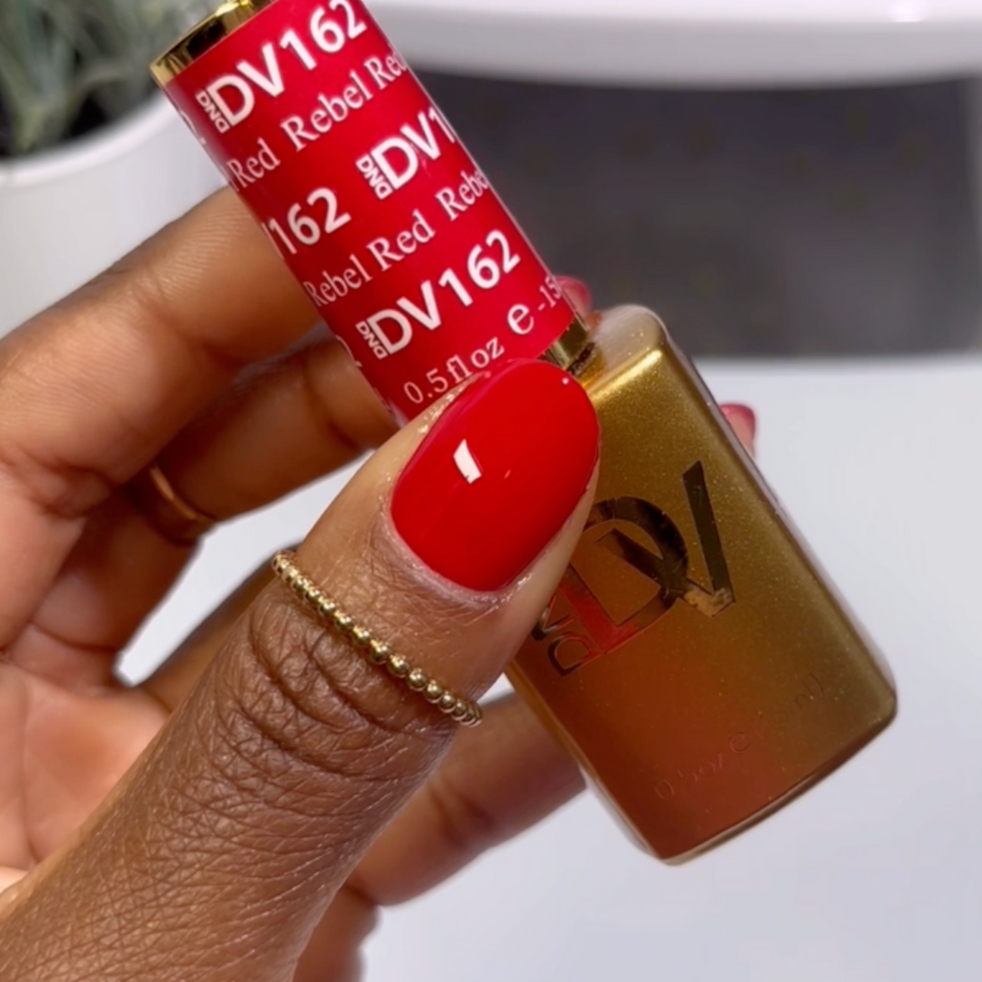 DND Diva #162 Rebel Red – nail swatch 2