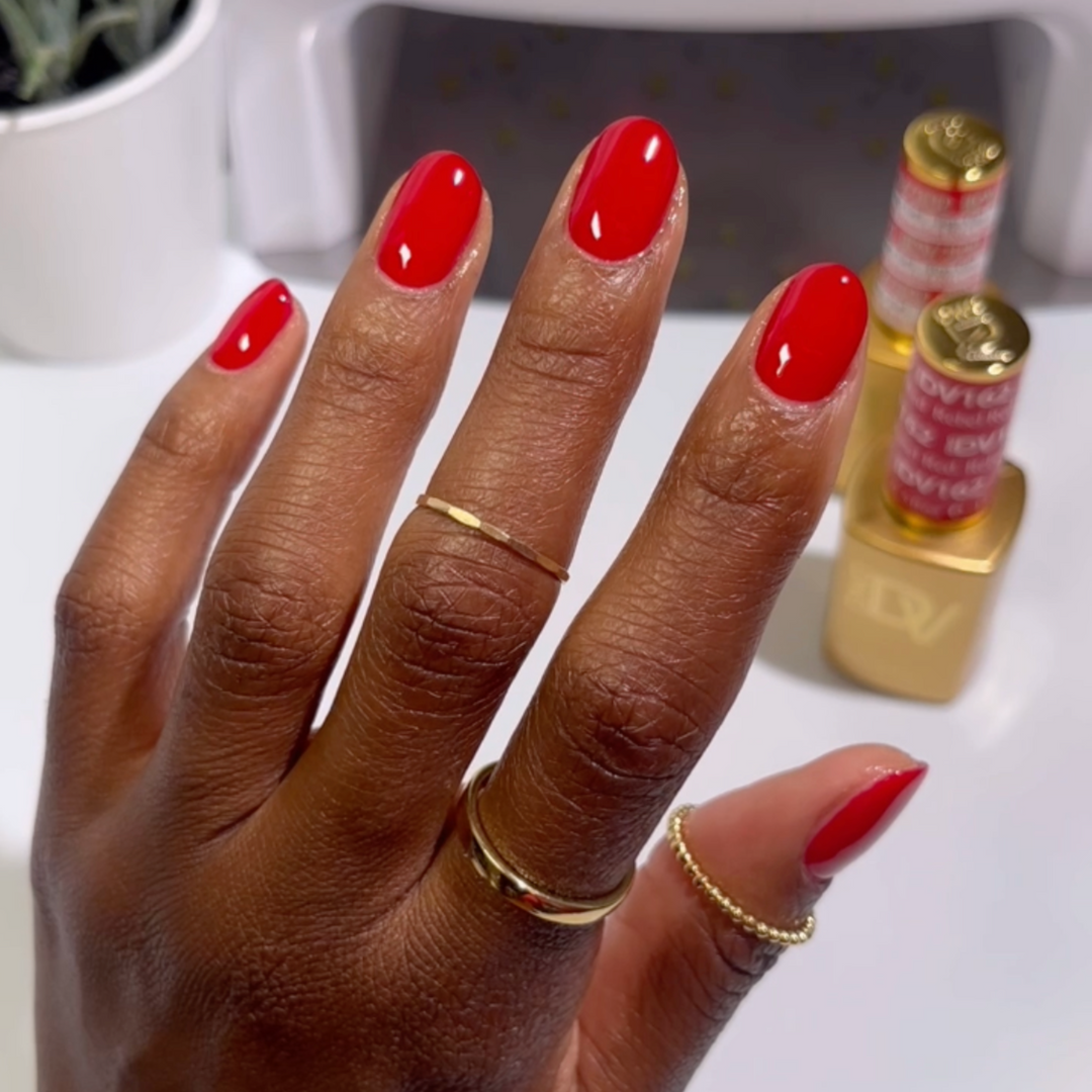 DND Diva #162 Rebel Red – nail swatch