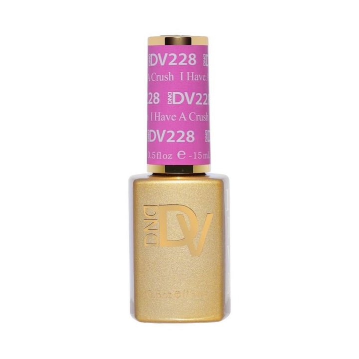 DND Diva #228 I have a crush – gel bottle