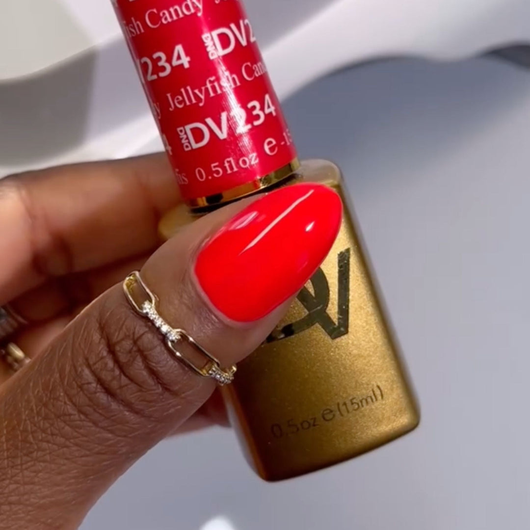 DND Diva #234 Jellyfish Candy – nail swatch 2