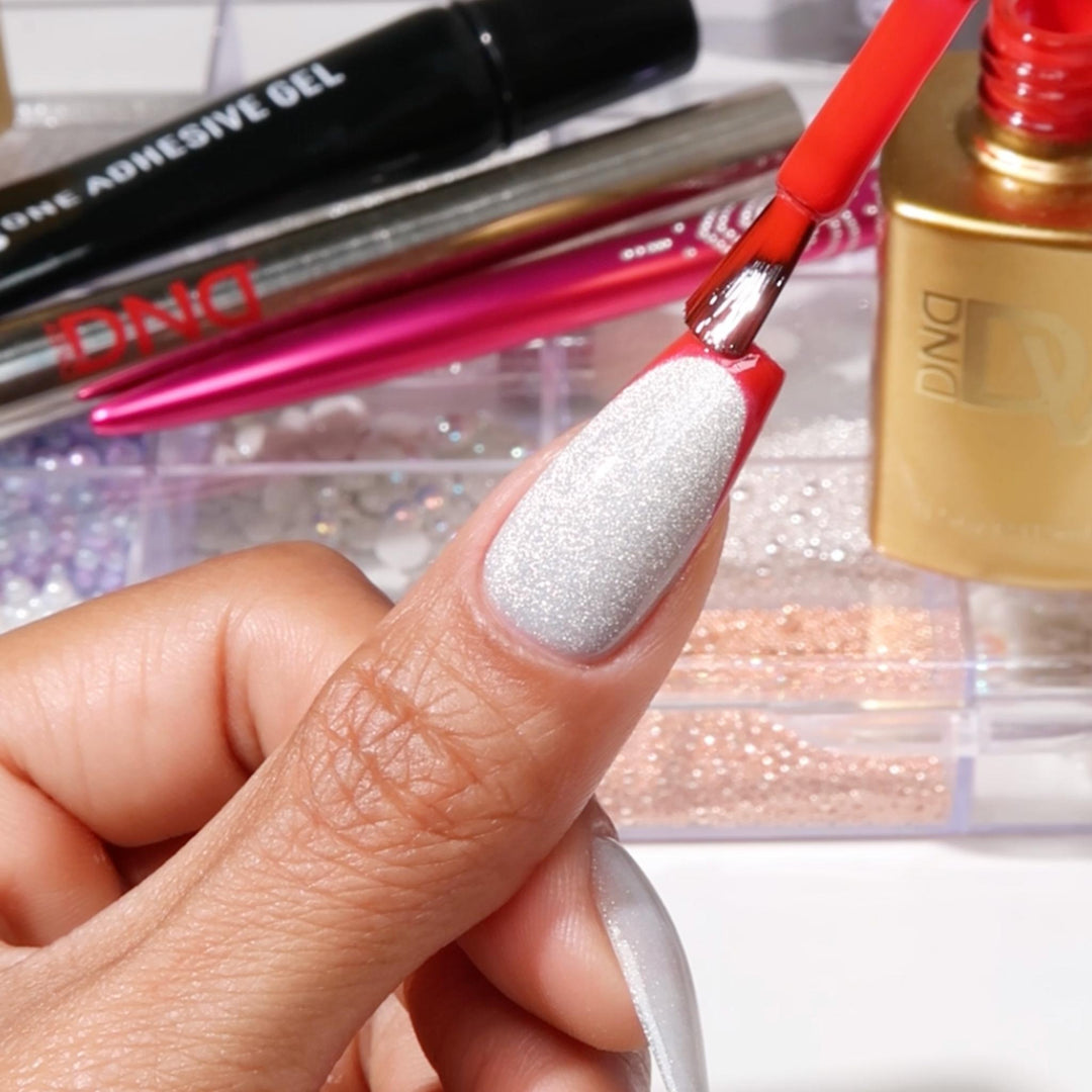 DND Diva #249 Red-Y or Not – nail swatch 6